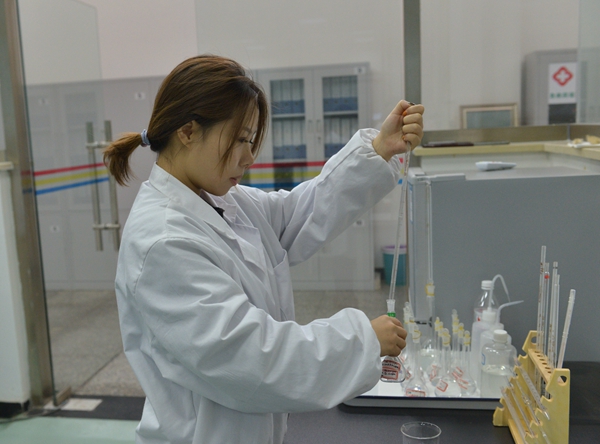 试剂DSC_8446 - 副本.JPG